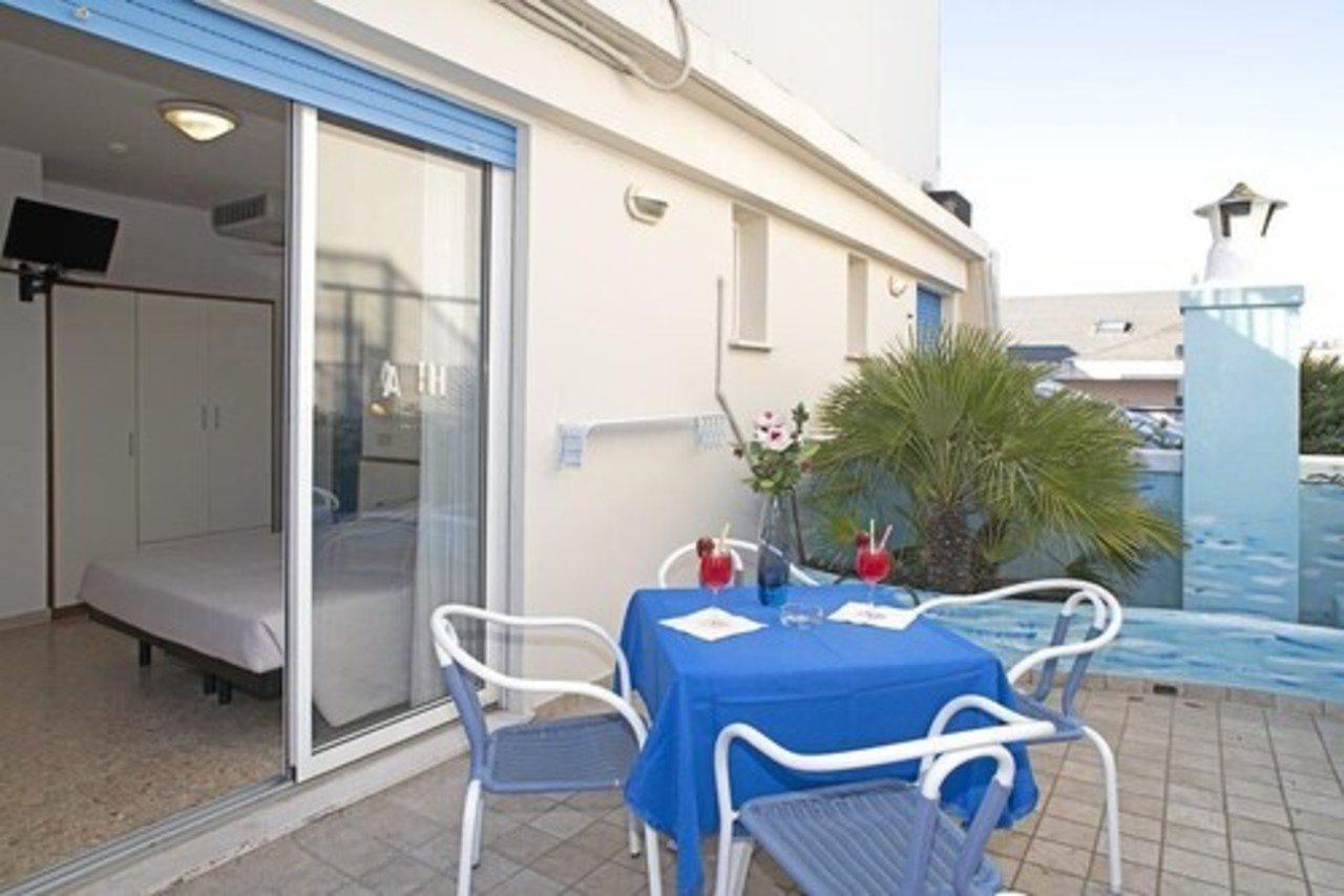 Hotel Royal Misano Adriatico Exterior foto